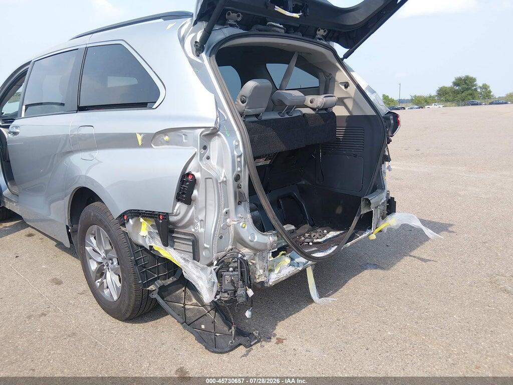5TDYSKFC0RS149738 2024 TOYOTA SIENNA photo no. 6