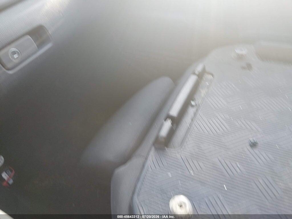 3TYJDAHN8RT008599 2024 TOYOTA TACOMA photo no. 8