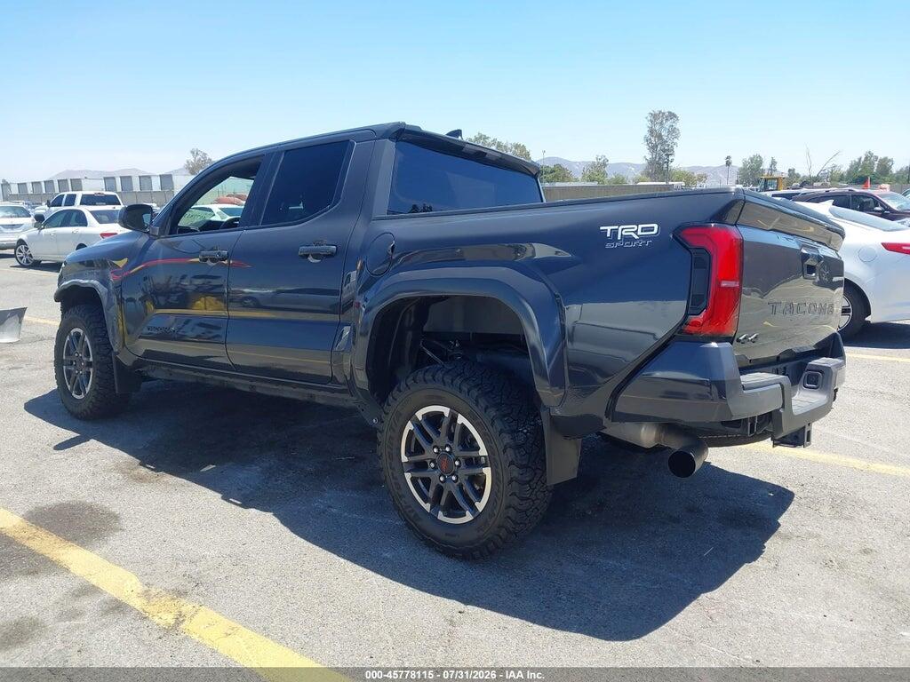 3TMLB5JN1RM079607 2024 TOYOTA TACOMA photo no. 3