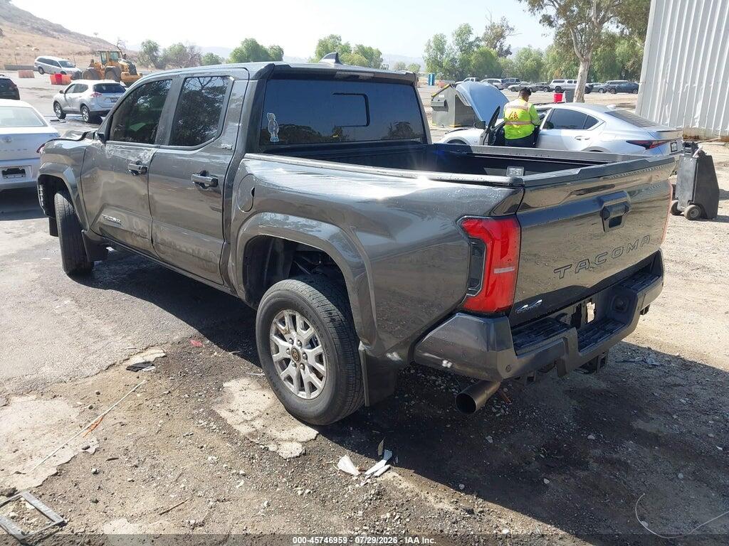 3TMLB5JN2RM004740 2024 TOYOTA TACOMA photo no. 3