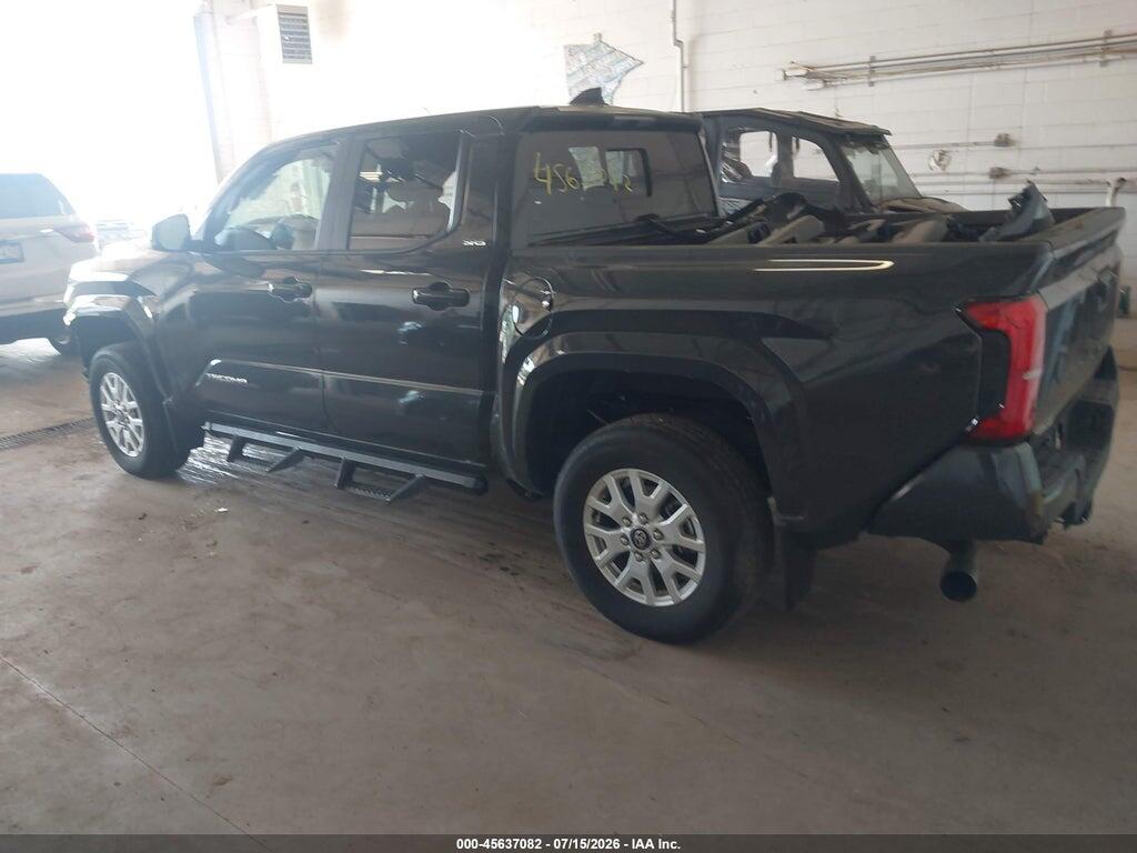3TMLB5JNXRM077953 2024 TOYOTA TACOMA photo no. 3