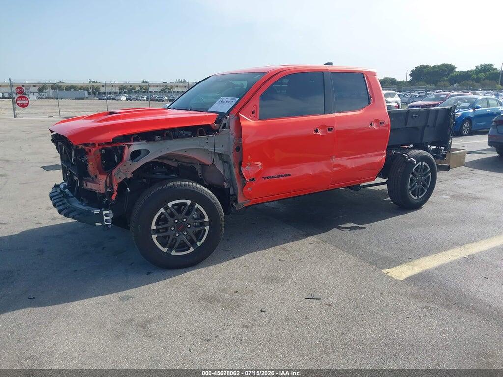 3TYLB5JN4RT051806 2024 TOYOTA TACOMA photo no. 2