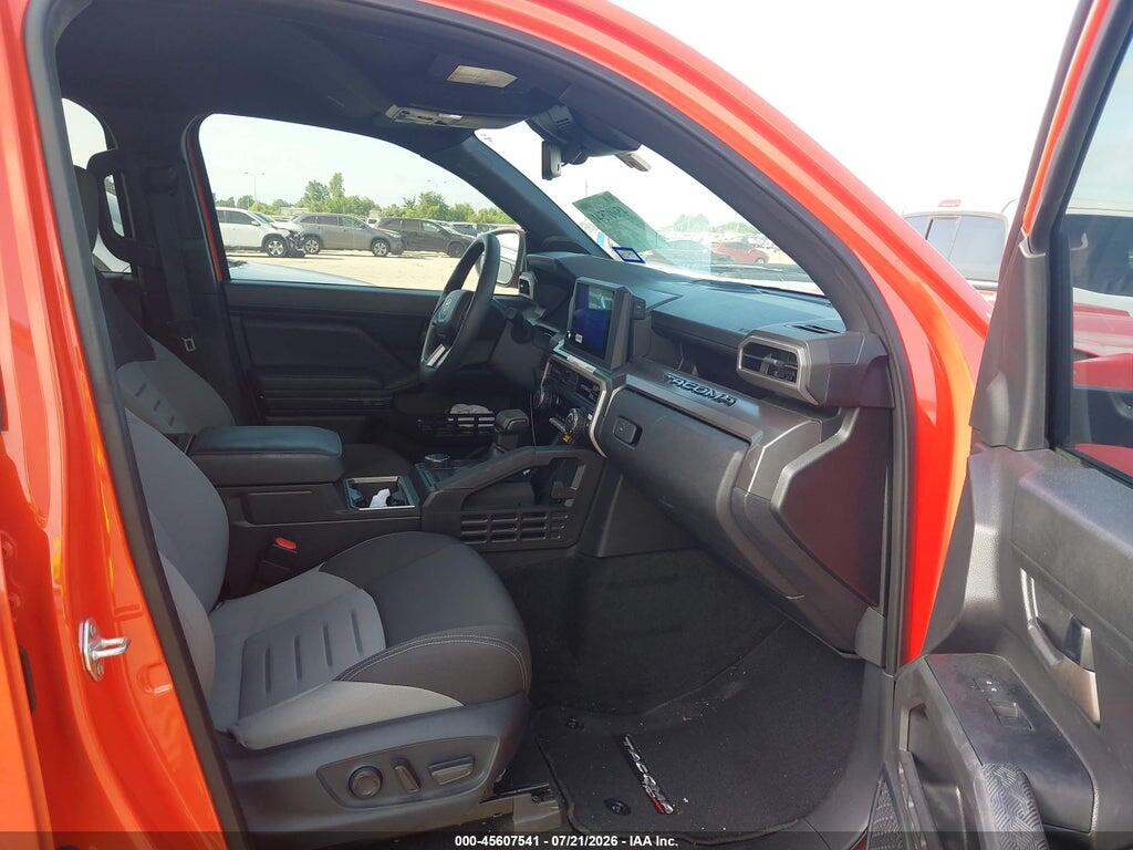3TYKB5FN4RT010936 2024 TOYOTA TACOMA photo no. 5