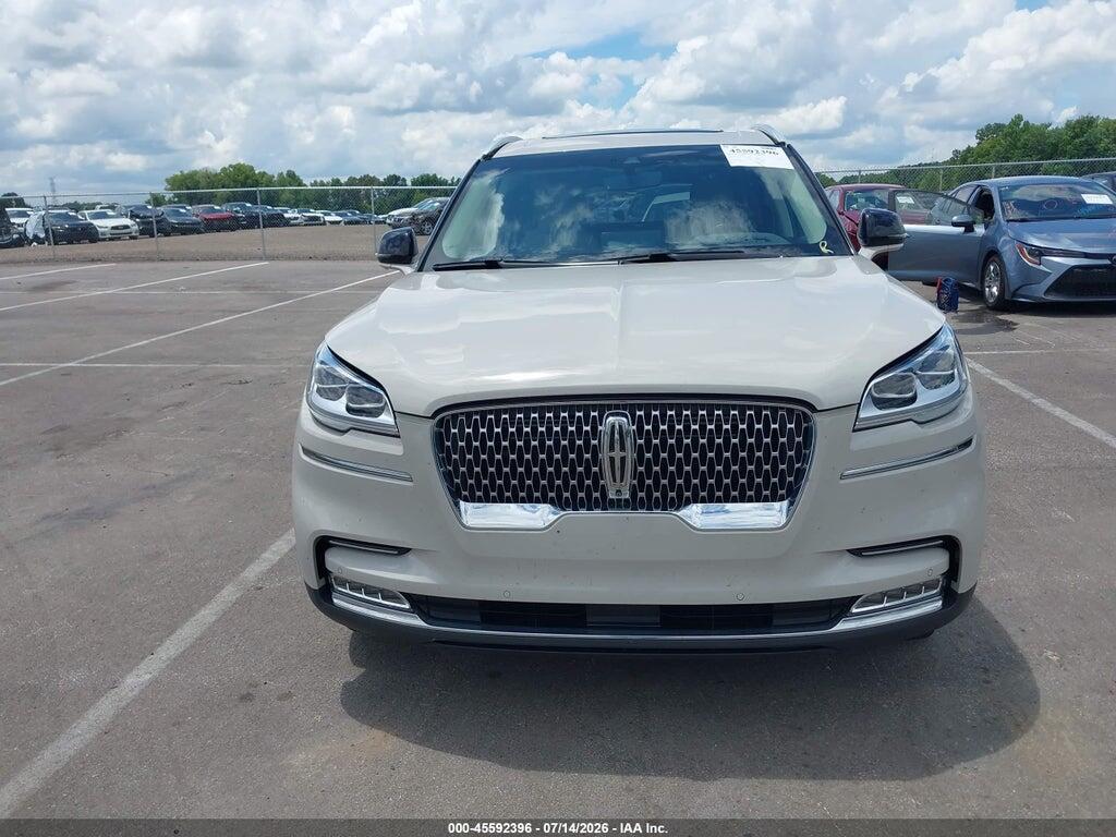 5LM5J7WC3PGL00977 2023 LINCOLN AVIATOR photo no. 12