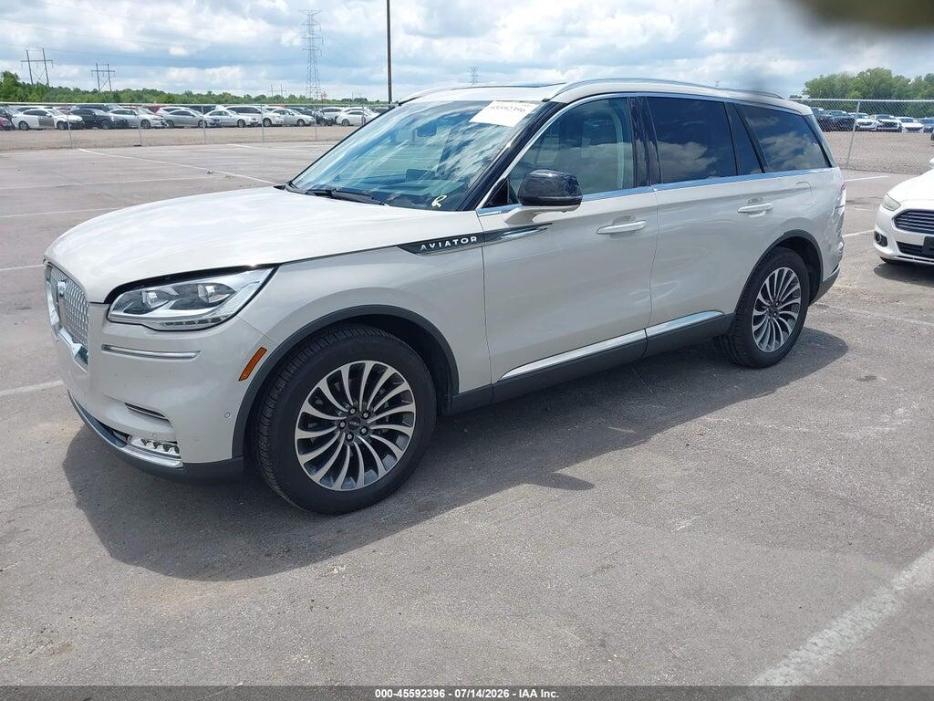 5LM5J7WC3PGL00977 2023 LINCOLN AVIATOR photo no. 2