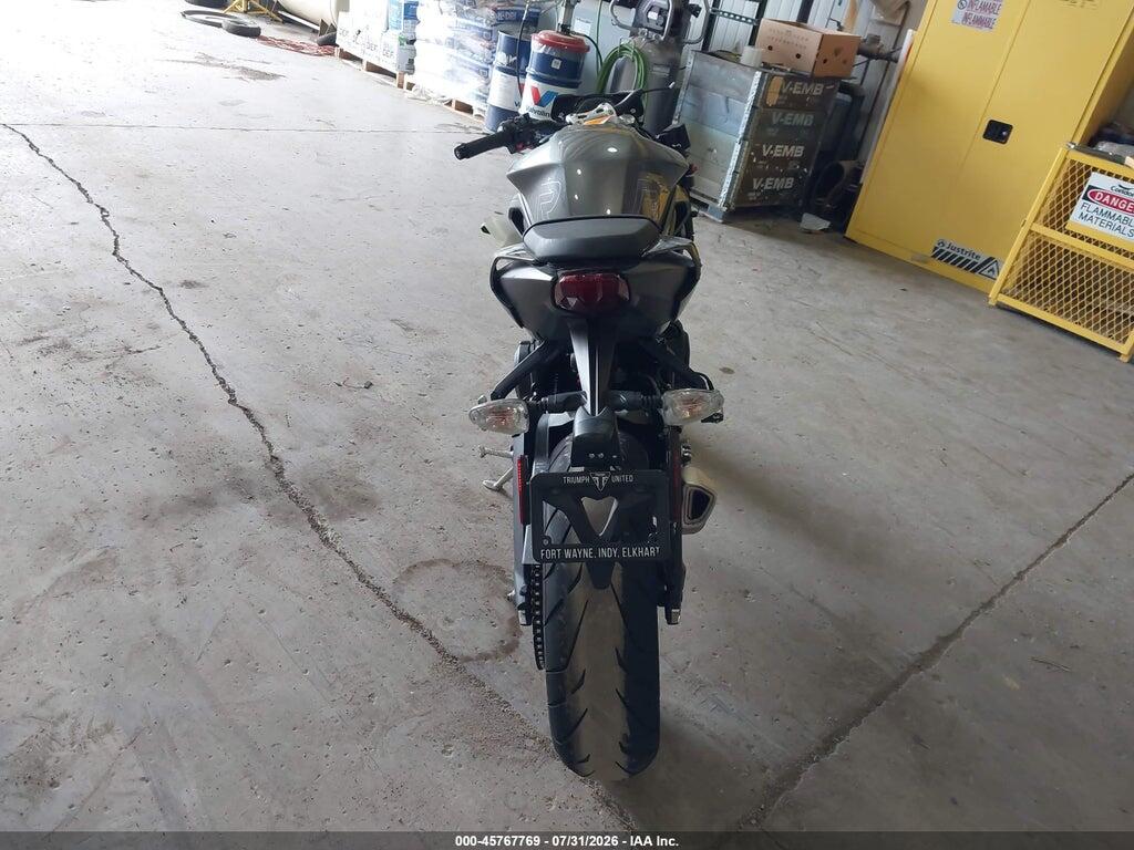 SMTA604S6RTBL0265 2024 TRIUMPH MOTORCYCLE STREET TRIPLE photo no. 6