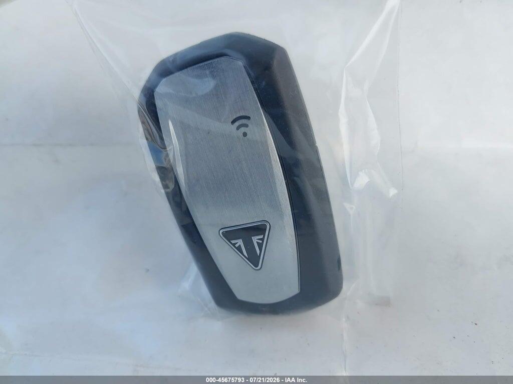 SMTP01ST0RTBP7983 2024 TRIUMPH MOTORCYCLE SPEED TRIPLE photo no. 11