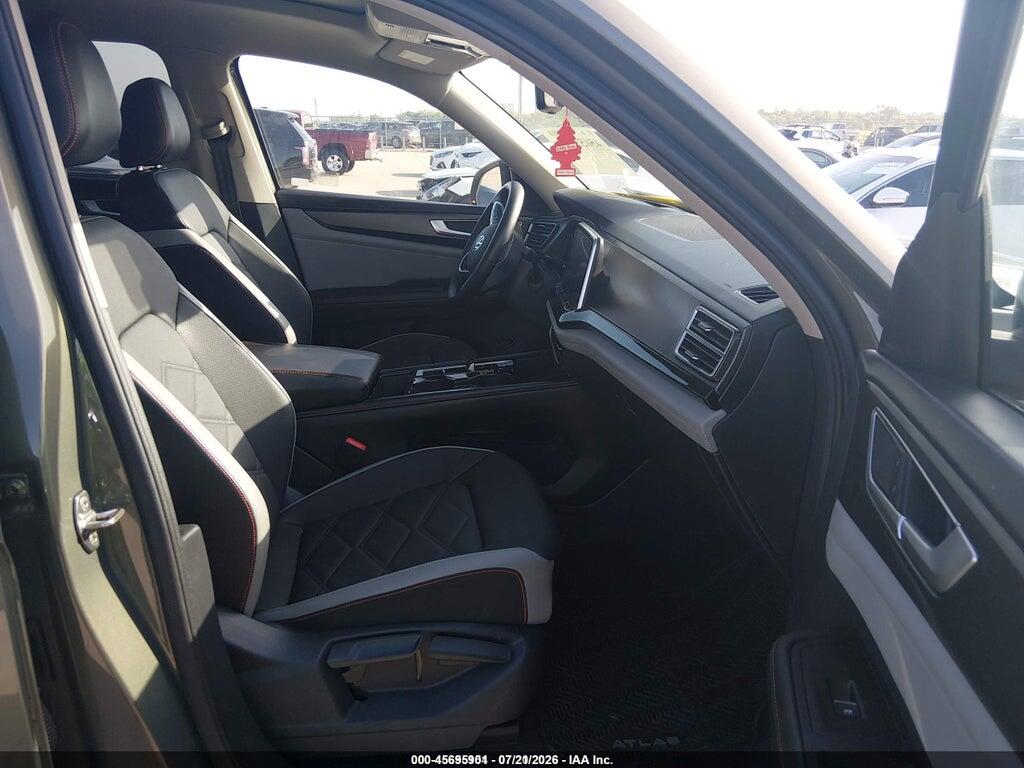 1V2CR2CA1RC602502 2024 VOLKSWAGEN ATLAS photo no. 5