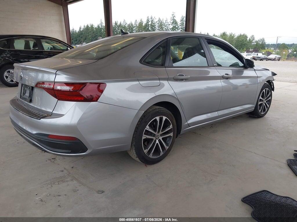 3VWBM7BU2RM043140 2024 VOLKSWAGEN JETTA photo no. 4