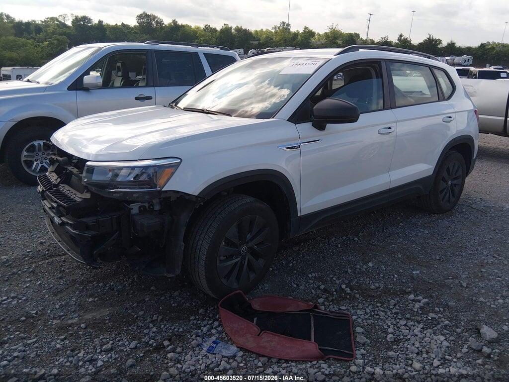 3VV5X7B21RM068005 2024 VOLKSWAGEN TAOS photo no. 2
