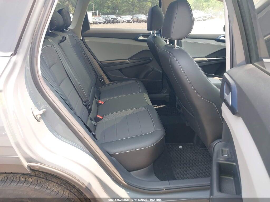 3VVVX7B28RM033400 2024 VOLKSWAGEN TAOS photo no. 8