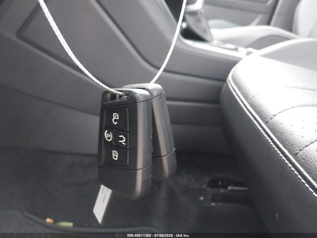 3VV2B7AX5RM047737 2024 VOLKSWAGEN TIGUAN photo no. 11