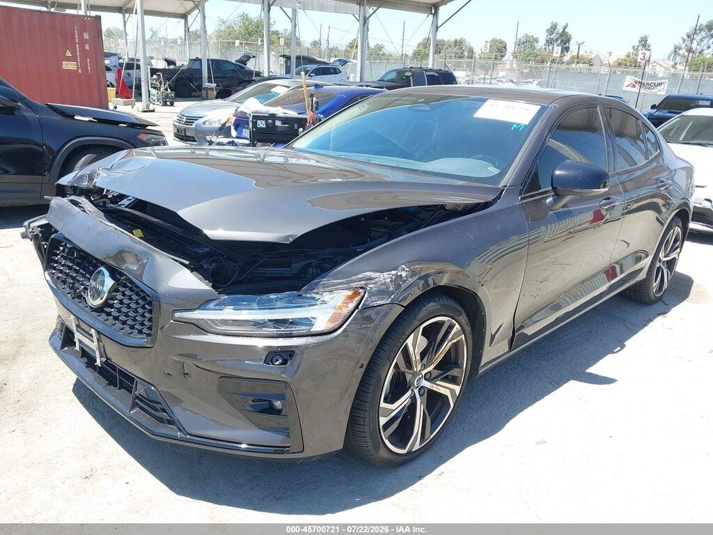 7JRL12FL1RG326967 2024 VOLVO S60 photo no. 2
