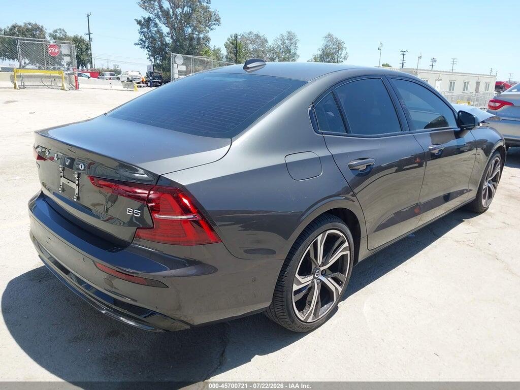 7JRL12FL1RG326967 2024 VOLVO S60 photo no. 4