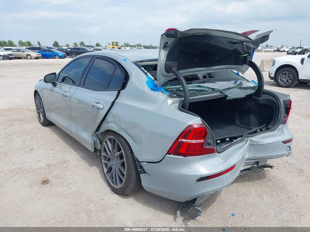 7JRL12FK9RG317814 2024 VOLVO S60 photo no. 3
