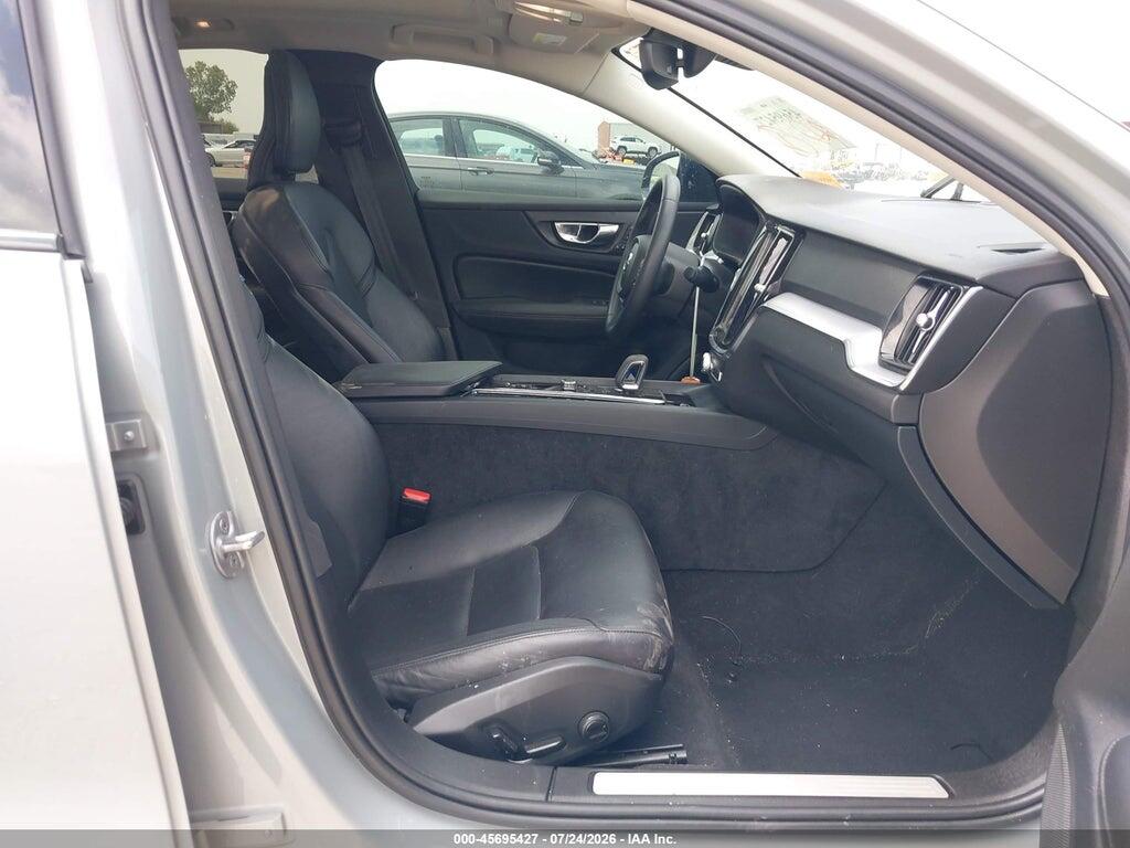 7JRL12FK9RG317814 2024 VOLVO S60 photo no. 5