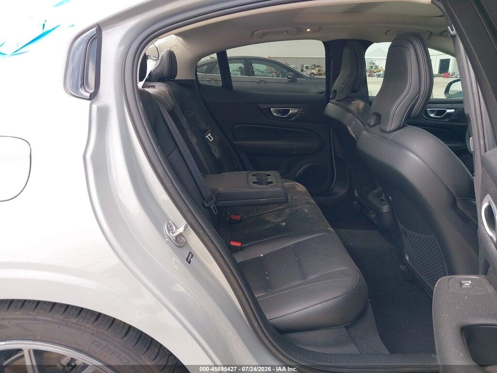 7JRL12FK9RG317814 2024 VOLVO S60 photo no. 8