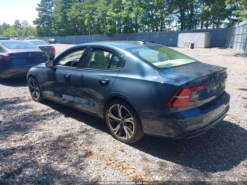 7JRL12FK3RG327609 2024 VOLVO S60 photo no. 3