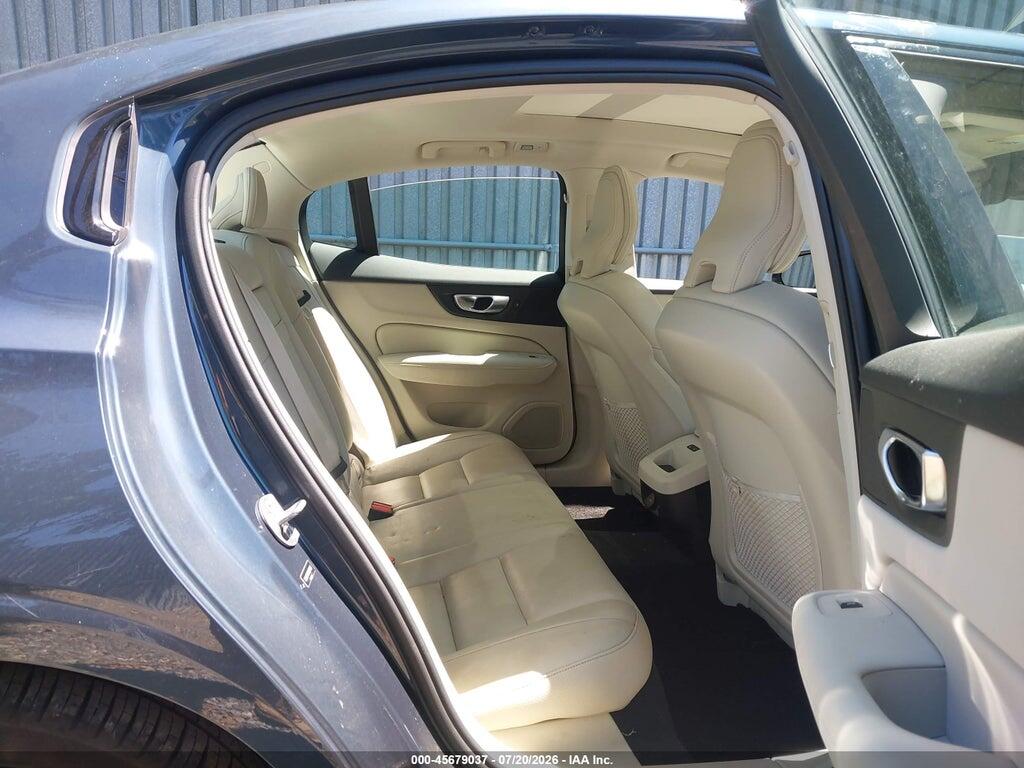 7JRL12FK3RG327609 2024 VOLVO S60 photo no. 8