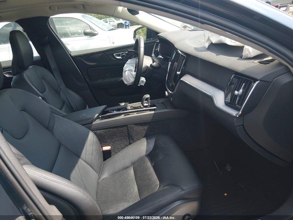 7JRL12TK0RG323084 2024 VOLVO S60 photo no. 5