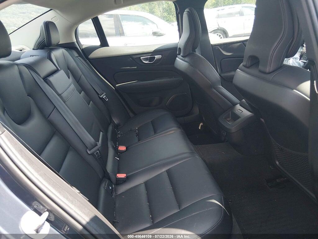 7JRL12TK0RG323084 2024 VOLVO S60 photo no. 8