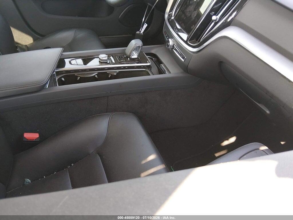 7JRL12FK2RG322112 2024 VOLVO S60 photo no. 5