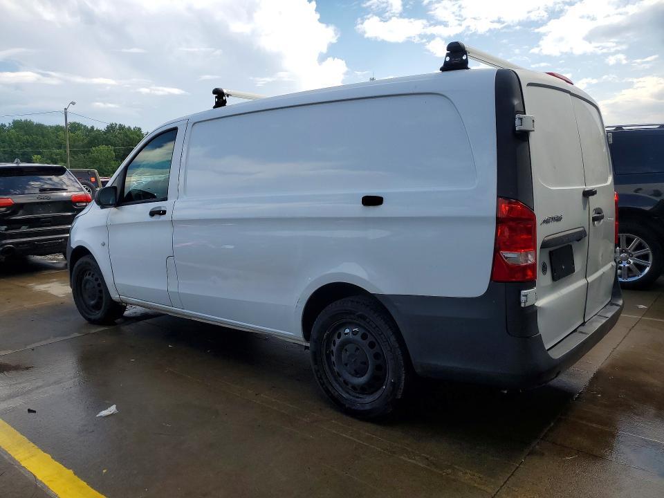 2017 MERCEDES-BENZ METRIS — Фото 2 из 13