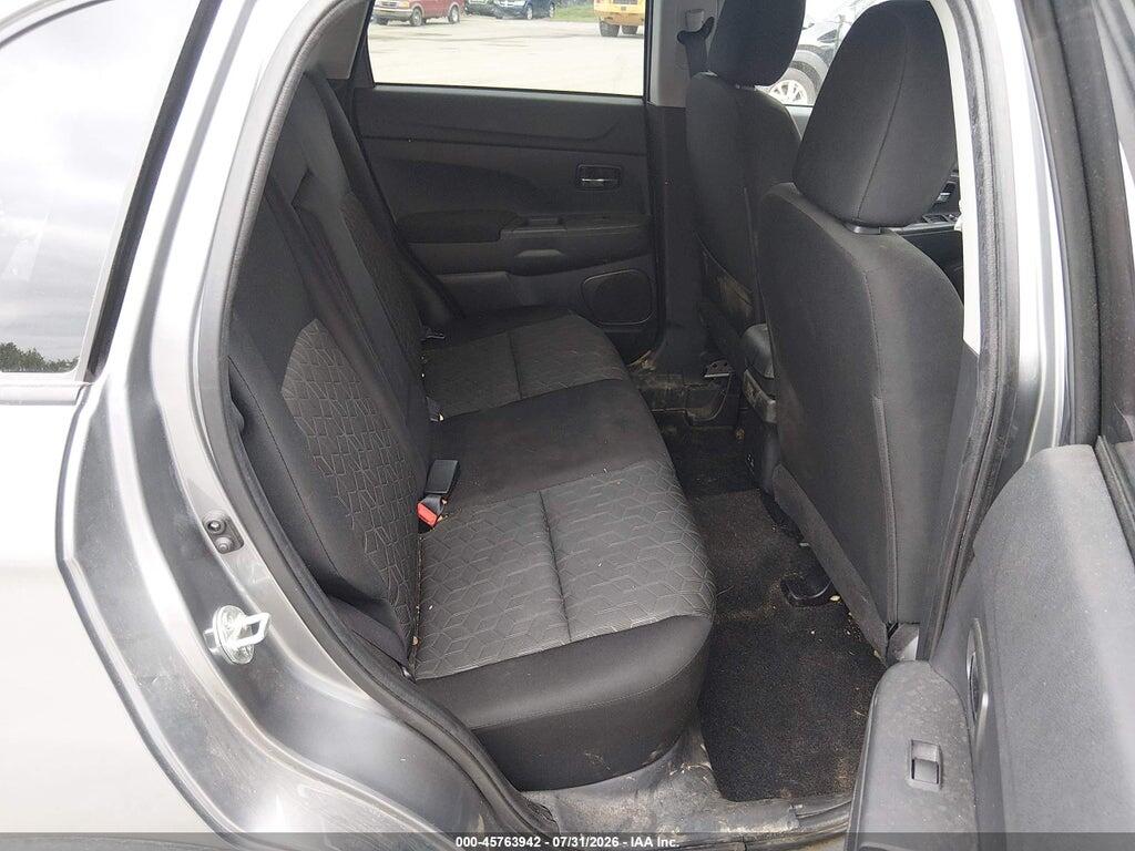 JA4ARUAU4PU013978 2023 MITSUBISHI OUTLANDER SPORT photo no. 8