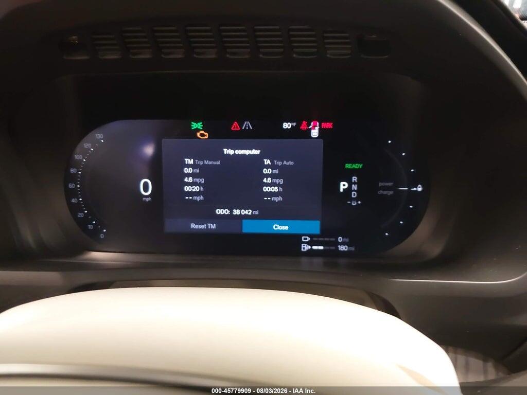 2024 VOLVO XC90 RECHARGE PLUG-IN HYBRID T8 ULTIMATE BRIGHT THEME 7-SEATER — Фото 7 из 16