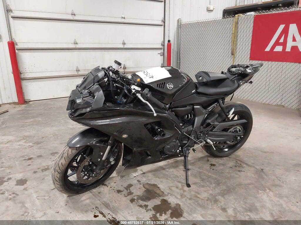 JYARM38E2RA010724 2024 YAMAHA YZFR7 photo no. 2