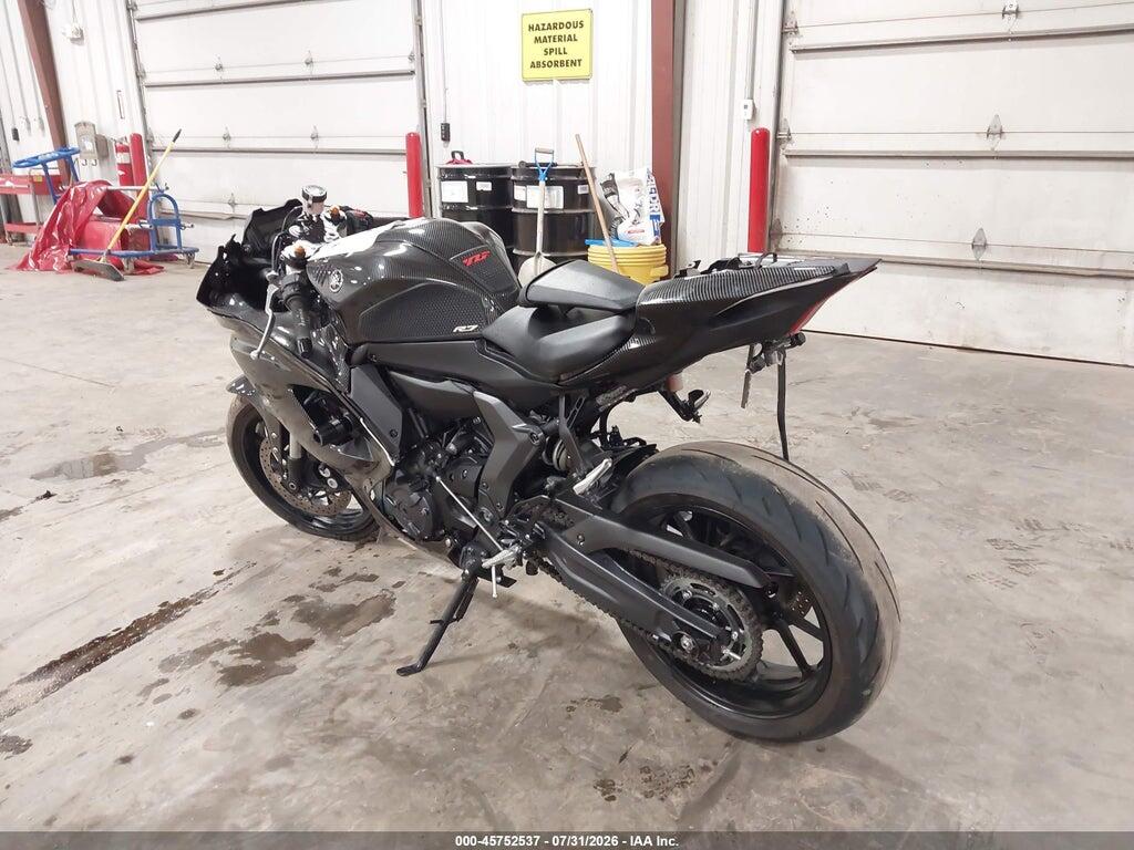 JYARM38E2RA010724 2024 YAMAHA YZFR7 photo no. 3
