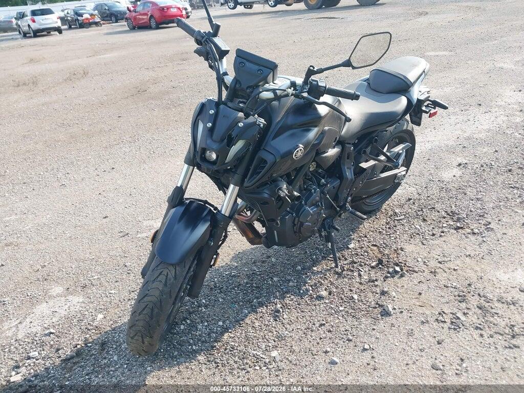 JYARM32E9RA010017 2024 YAMAHA MT07 photo no. 2