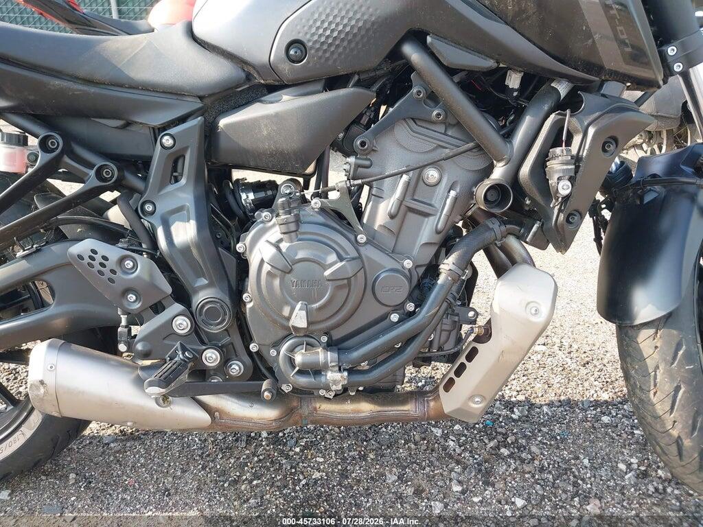 JYARM32E9RA010017 2024 YAMAHA MT07 photo no. 8