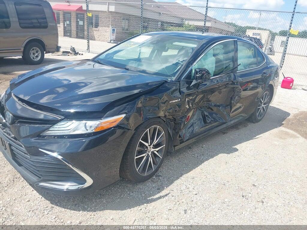 4T1F31AK4MU567510 2021 TOYOTA CAMRY photo no. 2