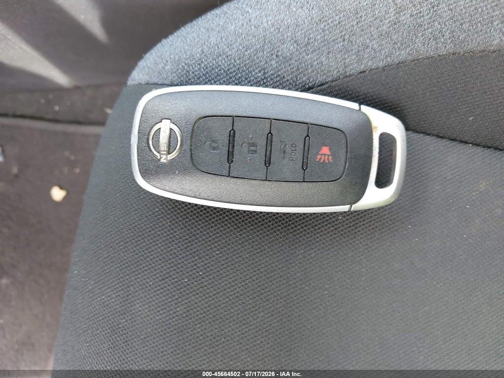 3N1CN8EV3PL837200 2023 NISSAN VERSA photo no. 11