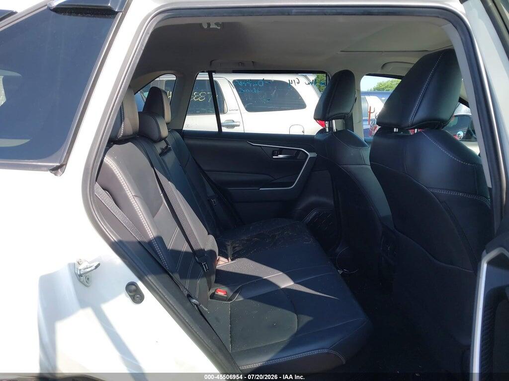 4T3B6RFVXMU007618 2021 TOYOTA RAV4 HYBRID photo no. 8