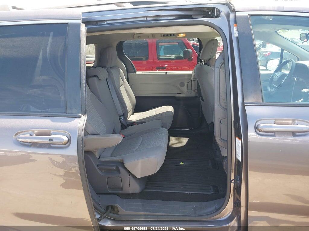 5TDKRKEC1MS011508 2021 TOYOTA SIENNA photo no. 8