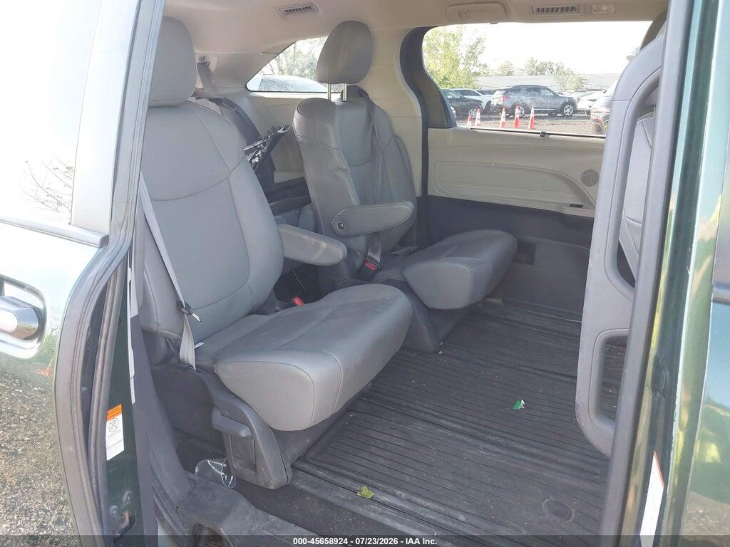 5TDYSKFC0MS024862 2021 TOYOTA SIENNA photo no. 8