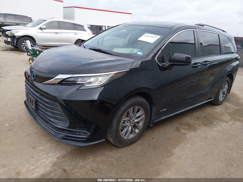5TDKRKEC3MS068468 2021 TOYOTA SIENNA photo no. 2