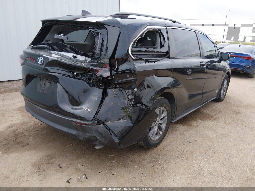 5TDKRKEC3MS068468 2021 TOYOTA SIENNA photo no. 4