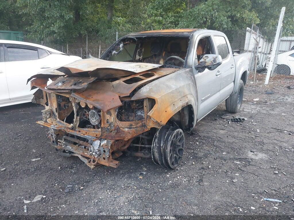 5TFAZ5CN2MX114545 2021 TOYOTA TACOMA photo no. 2