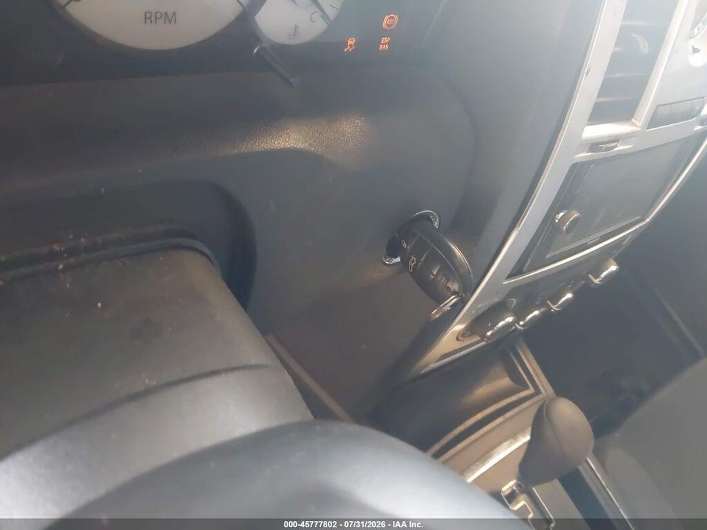 2C3CA5CV8AH233382 2010 CHRYSLER 300 photo no. 11