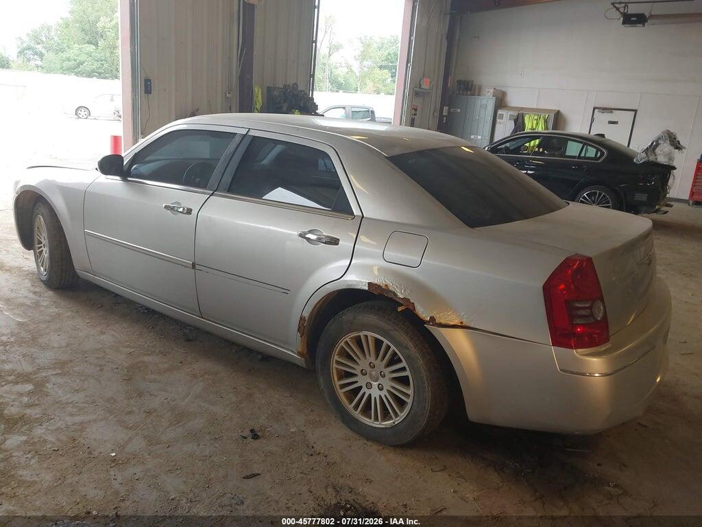 2C3CA5CV8AH233382 2010 CHRYSLER 300 photo no. 3