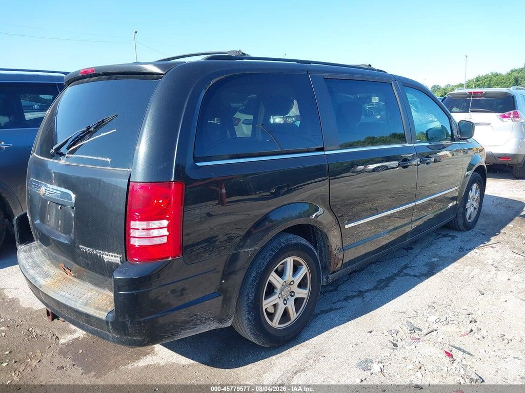 2A4RR5D16AR214716 2010 CHRYSLER TOWN & COUNTRY photo no. 4