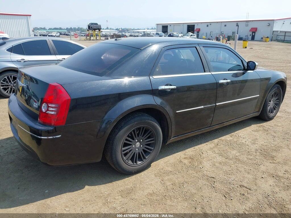 2C3CA5CV1AH328172 2010 CHRYSLER 300 photo no. 4