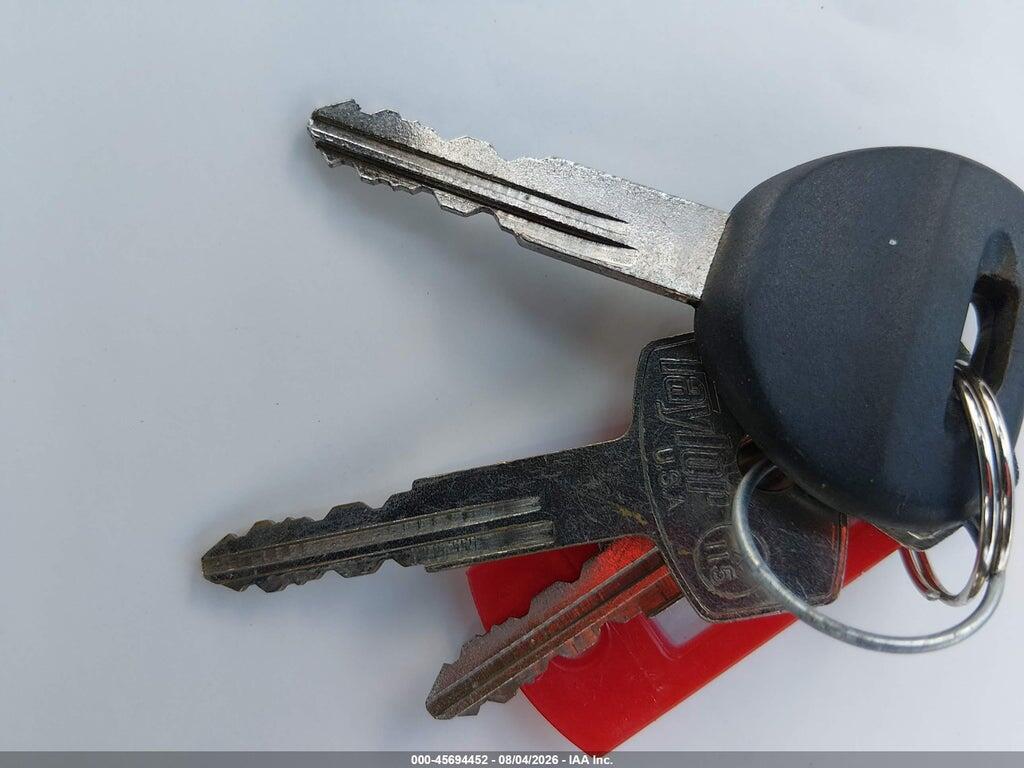 LWGMDYZ63CA002142 2012 BIGHORN BENNCHIE photo no. 11