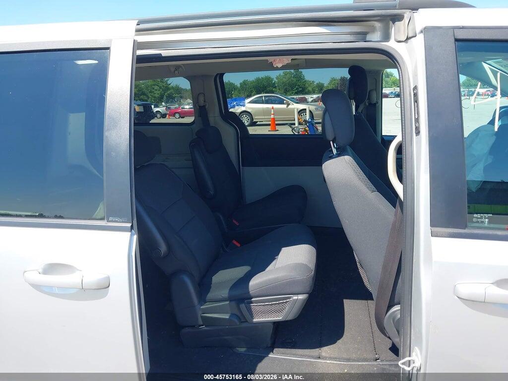 2D4RN5D13AR484555 2010 DODGE GRAND CARAVAN photo no. 8