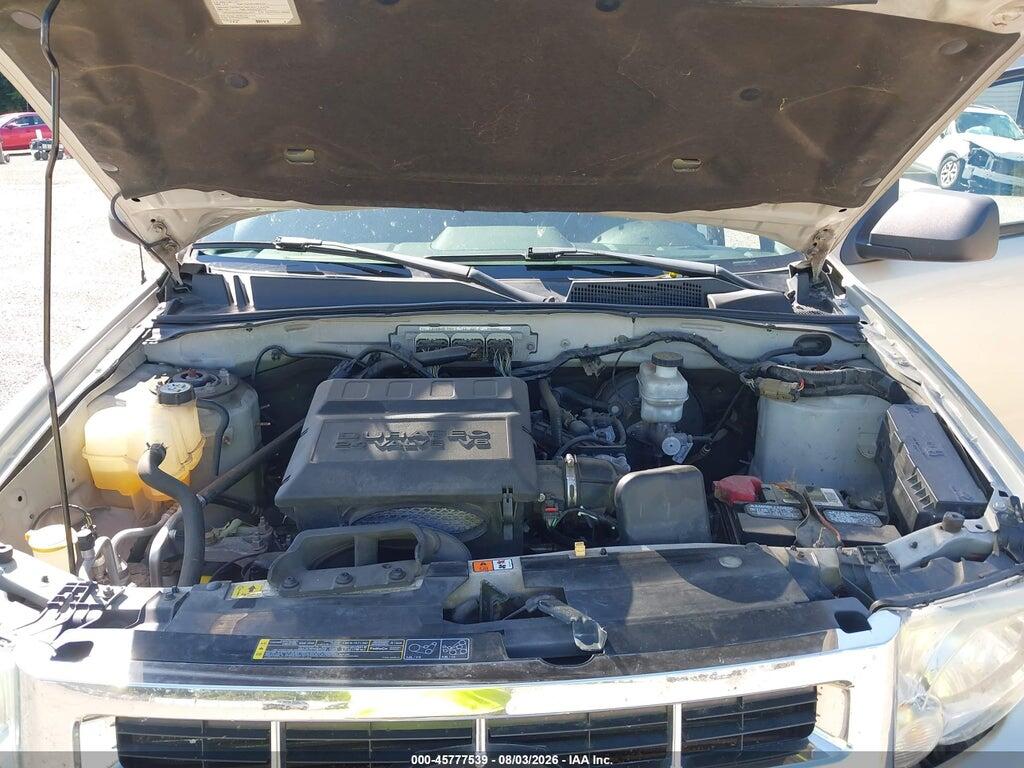 1FMCU0DG8AKC28984 2010 FORD ESCAPE photo no. 10