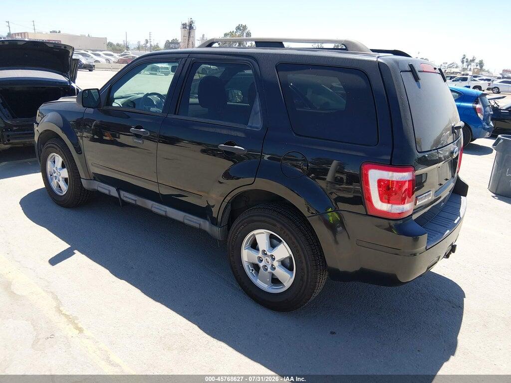 1FMCU0DG4AKB20233 2010 FORD ESCAPE photo no. 3