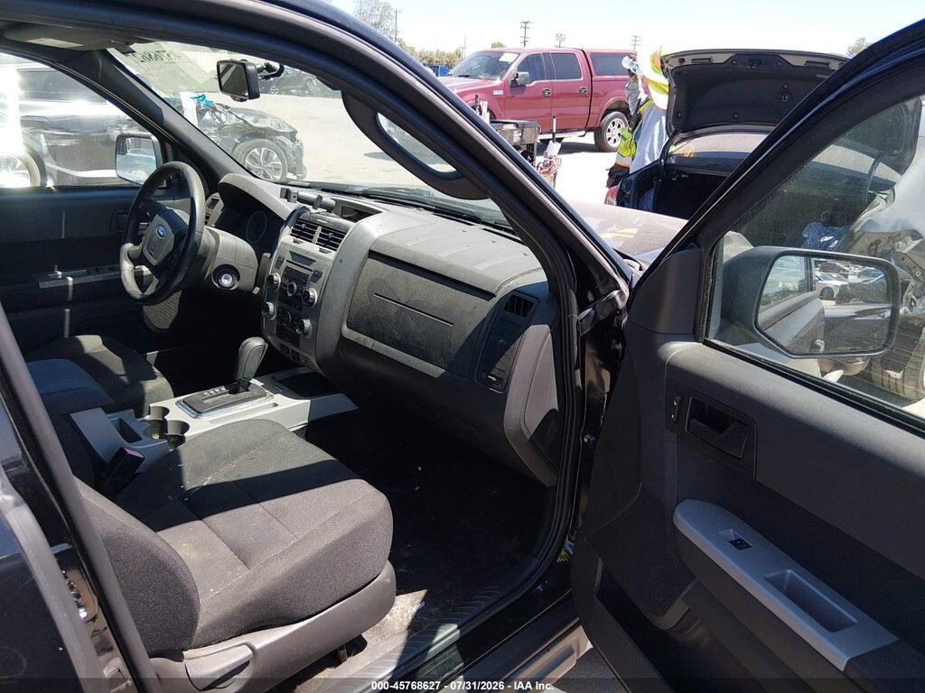1FMCU0DG4AKB20233 2010 FORD ESCAPE photo no. 5